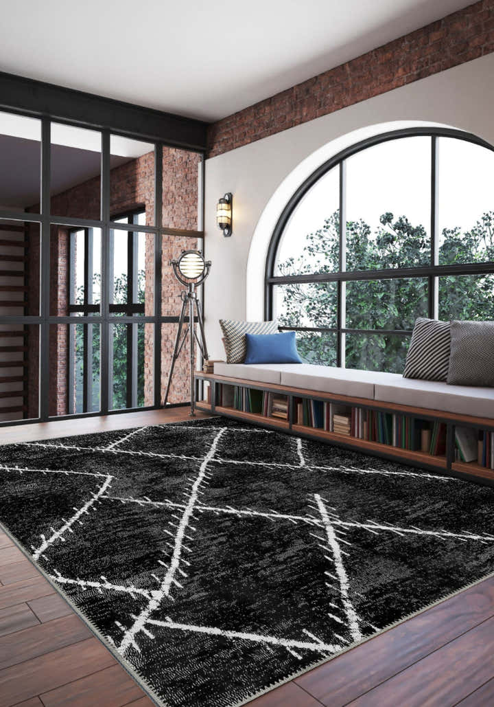 Freya Black Geometric Rug