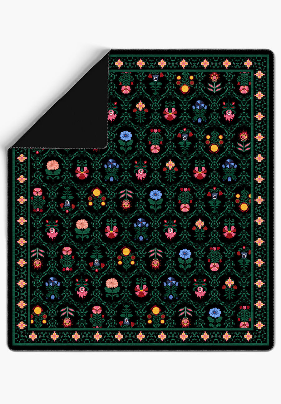 Leontine Black Floral Blanket