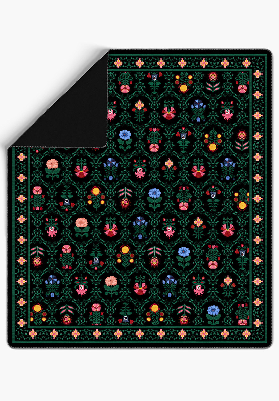 Leontine Black Floral Blanket